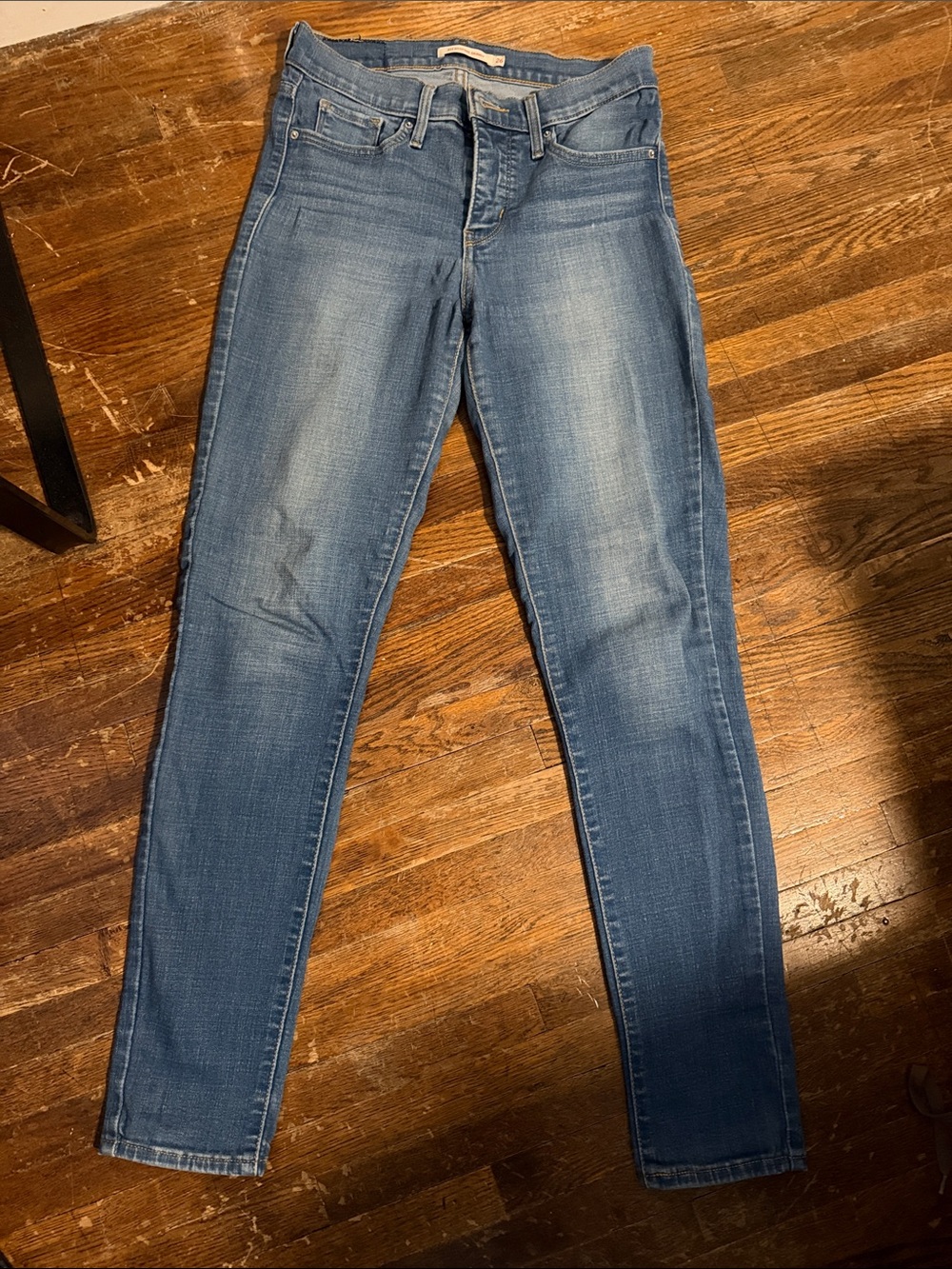 Levi's Women's Light-Mid Blue Skinny Jeans